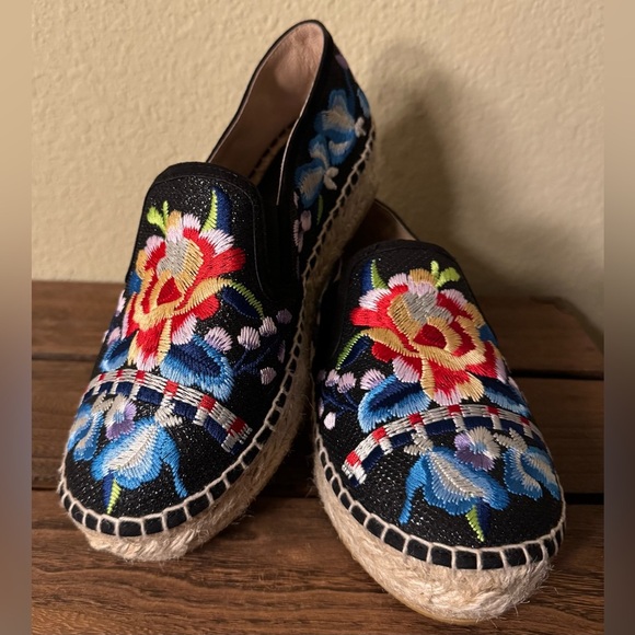 Johnny Was Black Multicolor Floral Espadrilles - Picture 1 of 8